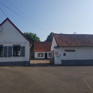 Guisy Entre Terre Et Mer - La Cle Des Champs Bed & Breakfast Exterior photo