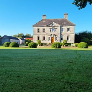 Mountmellick Summergrove House Bed & Breakfast Exterior photo