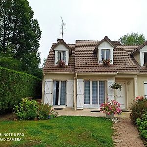 Chambre D Hote A 20 Min De Versailles Le Mesnil-Saint-Denis Exterior photo