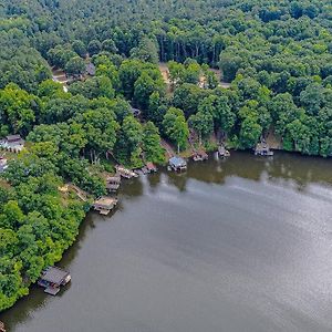 Bracey Lake Gaston Duo Kayaks And Dock Duplex 4000+ Sq Ftヴィラ Exterior photo