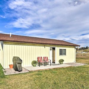 Cozy Cottage Studio Stunning Mountain Views! ハミルトン  Exterior photo