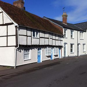 Tudor Cottage ロムジー Exterior photo