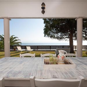 Villa Cortesia Maritima - Seaside & Private アマリントス Exterior photo