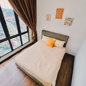 Silk Sky Balakong, 2 Bedroom, Family Friendly, Free Wifi, C180, Cheras Traders Square, Cheras, Kajang. スリ・カンバンガン Exterior photo