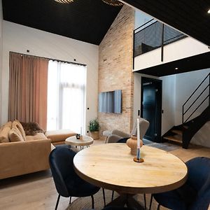 Lonin - Brand New Premium Apartment In The Heart Of トースハウン Exterior photo