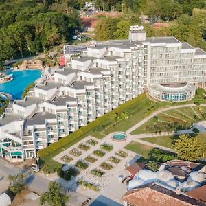 Laguna Beach Hotel アルベナ Exterior photo