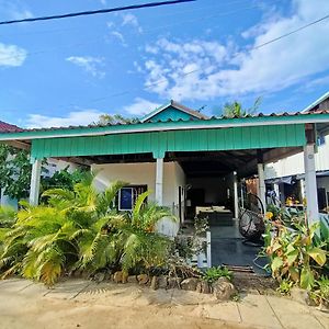 Sam'S Guesthouse M'Pai Bay ロンサレム島 Exterior photo