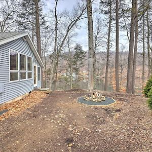 Southbury Waterfront Retreat With Boat Dock And Fire Pit!ヴィラ Exterior photo
