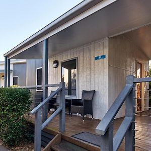 ホテル Nrma Sydney Lakeside Holiday Park ナラビーン Exterior photo