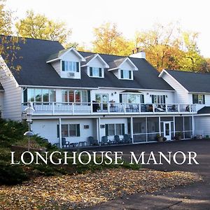 Longhouse Manor B&B ワトキンズ・グレン Exterior photo
