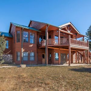 Blue Lake Lodge, 7 Bedrooms, Sleeps 18, Pet Friendly, Hot Tub, Views ルイドソ Exterior photo