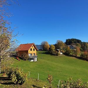 Obergösel Ferienhaus Laerchenhuetteヴィラ Exterior photo