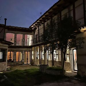 Casa De Los Mendoza - Casa Solariega En El Casco Historico アルカラ・デ・エナレス Exterior photo