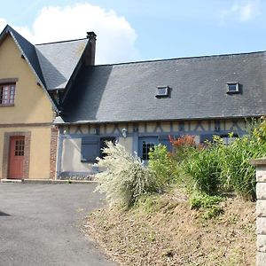 Le Haut Mesnil-5 Bed & Breakfast Exterior photo