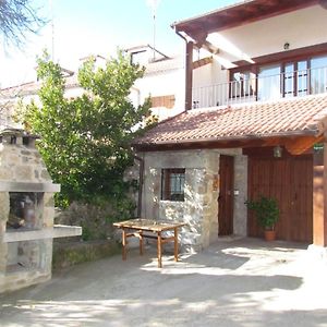 Barajas de Gredos Casa Rural La Piedra Del Mediodia De Gredosヴィラ Exterior photo