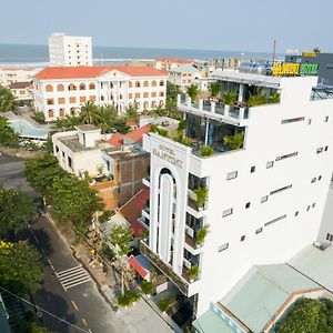 Santini Hotel トゥイホア Exterior photo