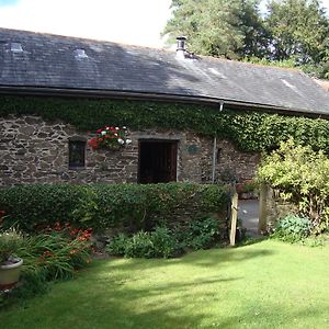 Harberton Church Barn Bed & Breakfast Exterior photo