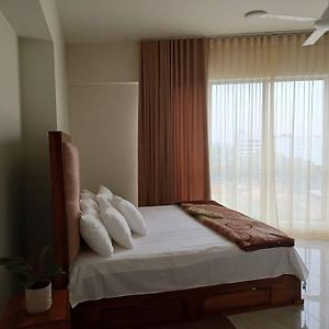 Luxury 3 Bedrooms Apartment In Colombo スリ・ジャヤワルダナプラ・コッテ Exterior photo