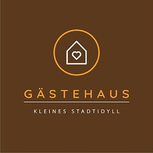 Gastehaus "Kleines Stadtidyll" -Zimmer Und Apartments By Hotel Holsteiner Hof- ゲーストハッハト Exterior photo