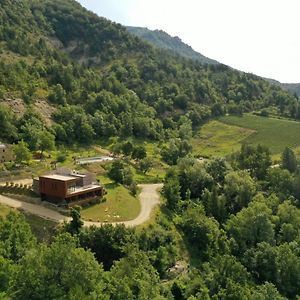 Teyssieres Vues Et Nature Exceptionnelles Au Coeur De 200 Ha Pour 16 Persヴィラ Exterior photo