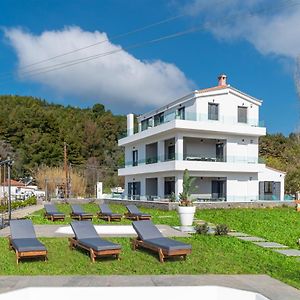 Mythos Luxury Villa-Skiathos トロウロス Exterior photo