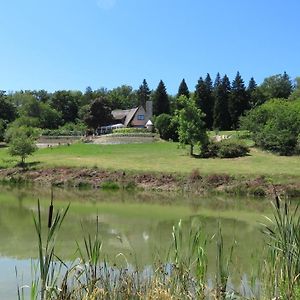 ホテル Les Bois De Saint Auvent La Geneytouse Exterior photo