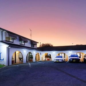 Parkes Federation Motel Exterior photo