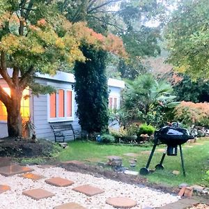 Beautiful Peaceful Cottage Overlooking The Museum ウェーブリッジ Exterior photo