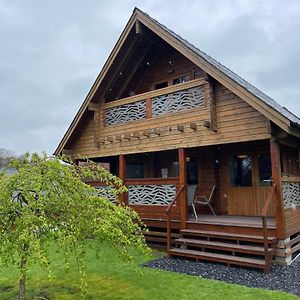 Luxury 3 Bedroom, 3 Bathroom Lodge With Hot Tub スランベドル Exterior photo