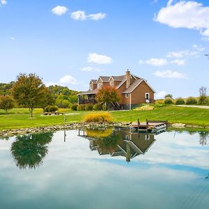 ローガン 18 Person Retreat Swimming Pond Hot Tub And Moreヴィラ Exterior photo