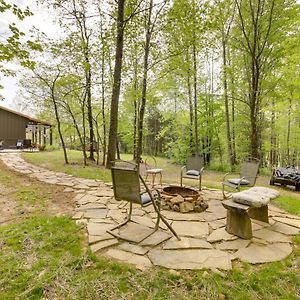 French Lick Cabin With Covered Porch And Gas Grill!ヴィラ Exterior photo