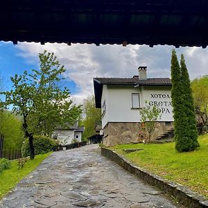 Hotel Sveta Gora オレシャク Exterior photo