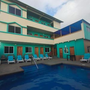 The Lookout Beach Hotel San Lorenzo Exterior photo