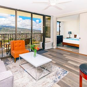 Panoramic Mountain View Condo With Free Parking! ホノルル Exterior photo