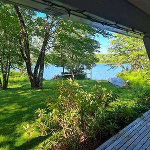 Sherbrooke Lake Cottage With Private Beach マホン・ベイ Exterior photo