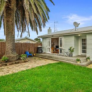 The Remodelling Room - Mount Maunganui Cottage タウランガ Exterior photo