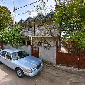 La Vitalie Guest House キシナウ Exterior photo