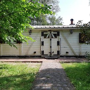 Cabane Avec Plan D'Eau Privatif Les Hayes Exterior photo