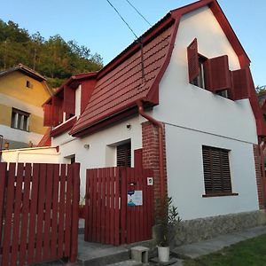 ホテル Szonyi Uti Vendeghaz Zebegény Exterior photo