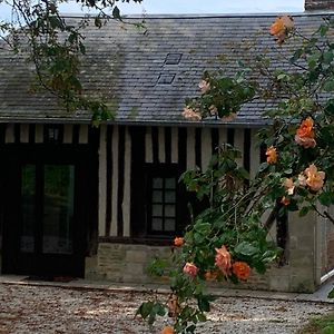 ホテル La Bouillerie Du Manoir Des Breholles Goustranville Exterior photo