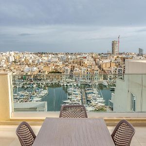 PietàStunning 2Br Penthouse With Beautiful Harbour View By 360 Estatesアパートメント Exterior photo