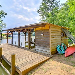 Charming Lake Sinclair Cabin Fire Pit, Dock Sparta Exterior photo