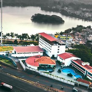 Mayur Belgaum Presidency Hotel & Spa - 10 Kms From Belgaum Airport Ixg Exterior photo