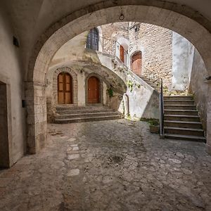 ホテル La Torretta Sul Cortile Monteroduni Exterior photo