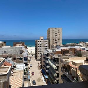 Apartment With 3Bed Rooms In Al Agamy - El Nakheil Beach アレクサンドリア Exterior photo