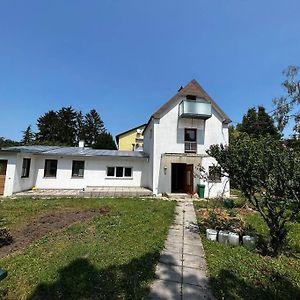 Central-Vintage Villa With Free Parking And 5Min Walk To Metro ウィーン Exterior photo