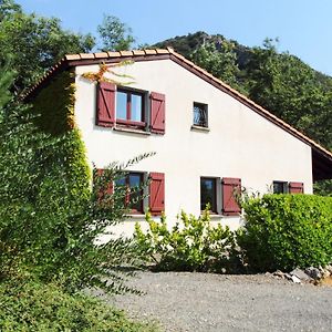 Detached Holiday Home With Terrace In キヤン Exterior photo