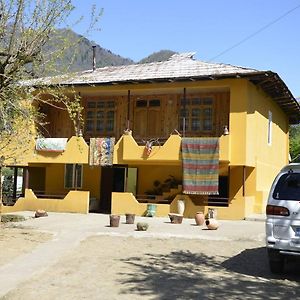 Guest House Machakheli バトゥーミ Exterior photo