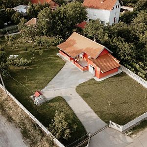 ペトロヴァツ・ナ・ムラヴィ Vikendica Castanea Banja Zdreloヴィラ Exterior photo