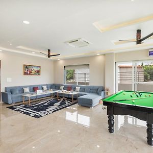 Stayvista'S The Rose Gold - City-Center Villa With Private Pool, Games Room & Kids Zone ジャイプール Exterior photo